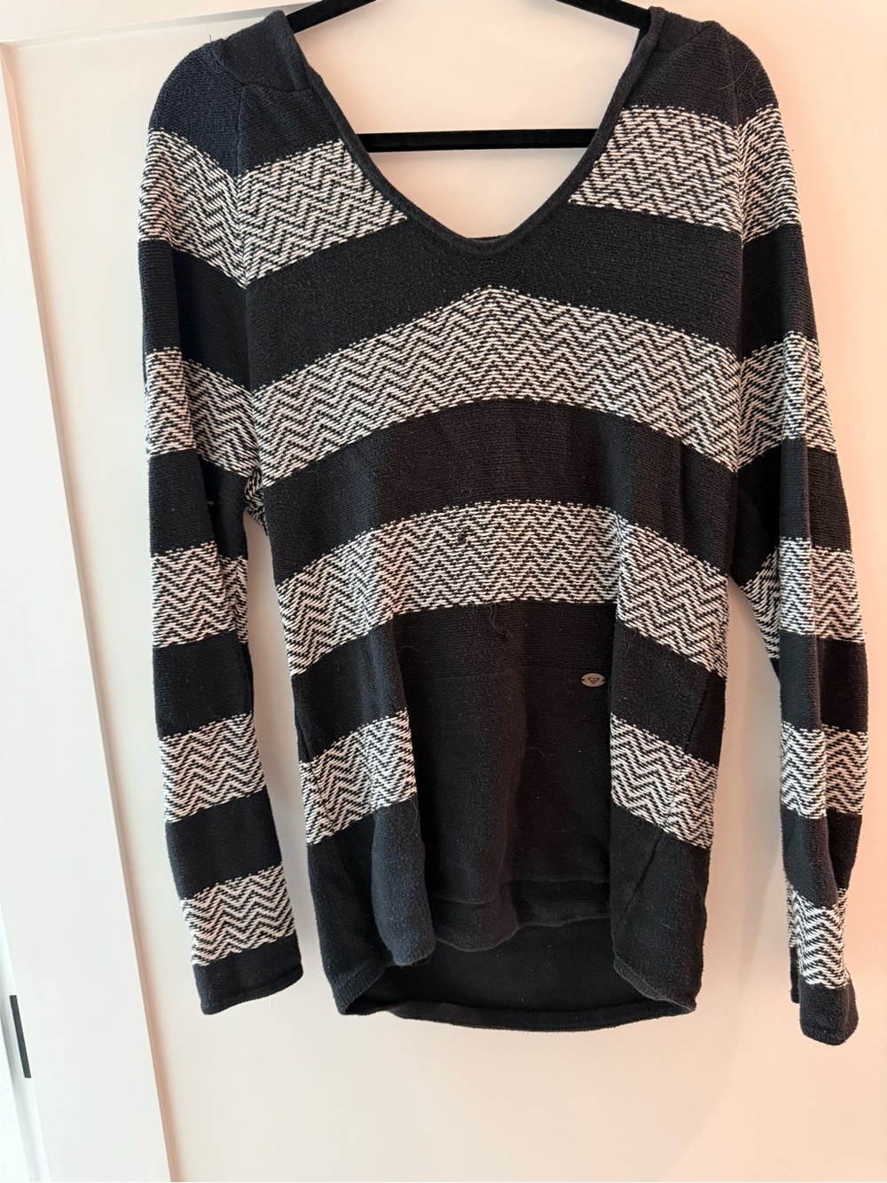 Roxy Black and White Chevron-Striped V-Neck Sweater